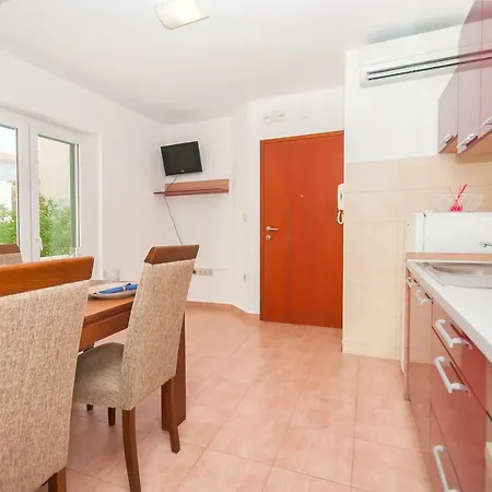Apartman Dario Appartement Omiš